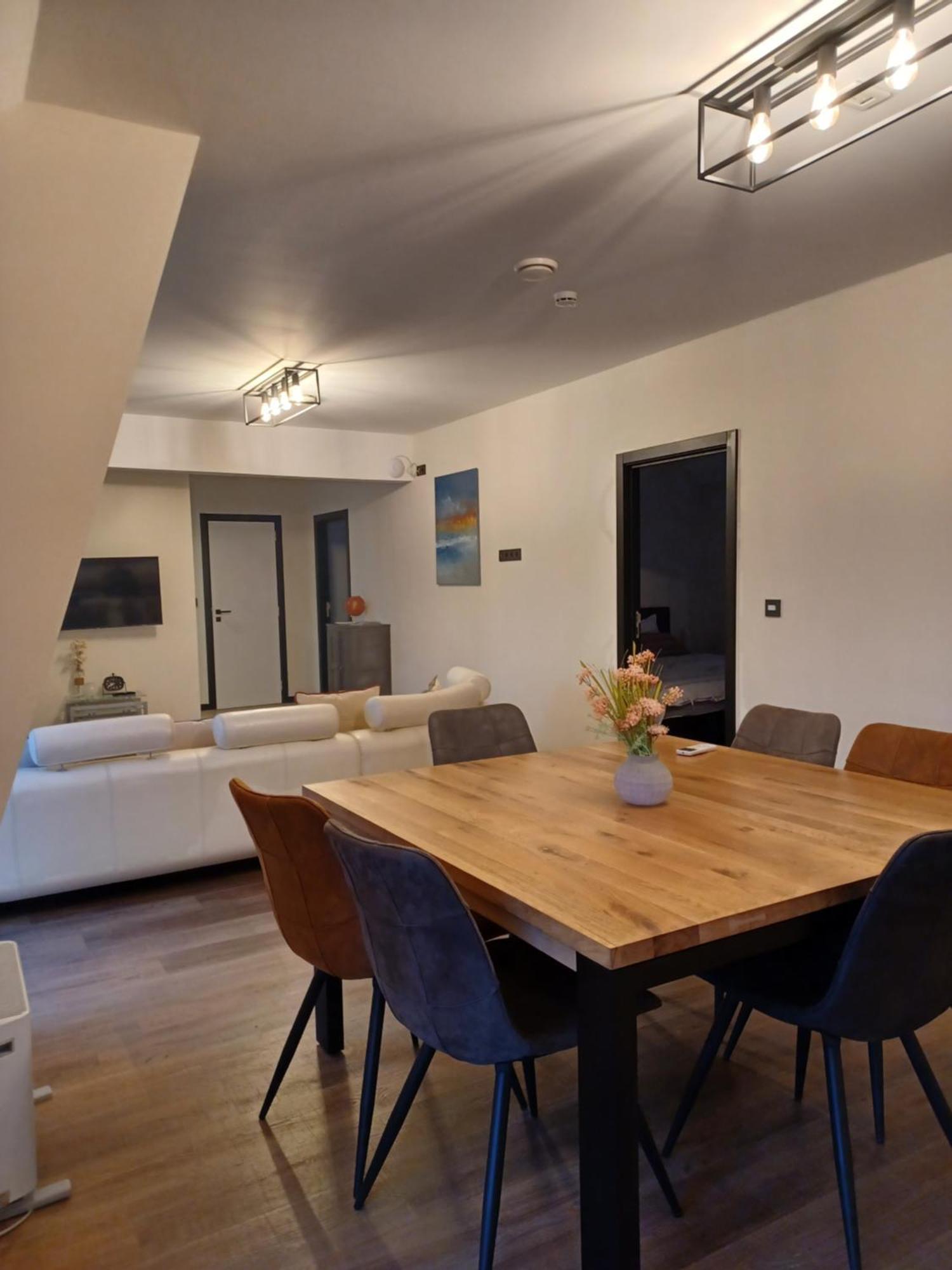Bed and Breakfast Au Bout De Mes Reves Walcourt Exterior foto